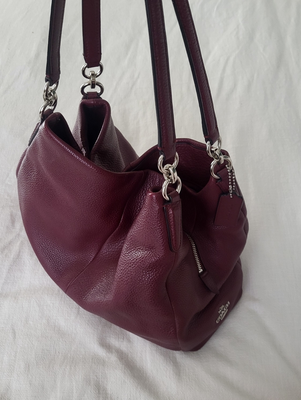 Vintage Coach Pebbled Leather Shoulder Tote in Deep Wine